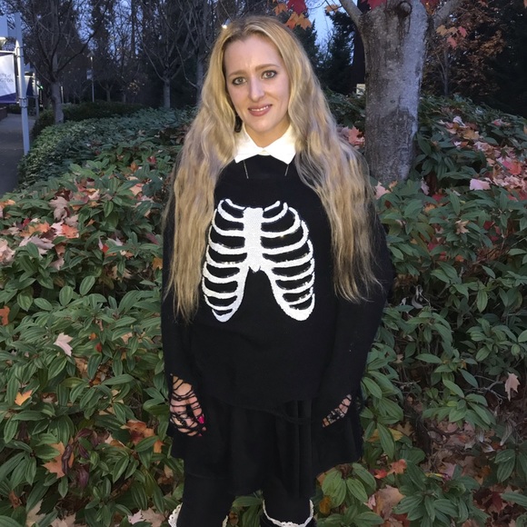 Meet your Posher, Jennifer - Picture 5 of 8